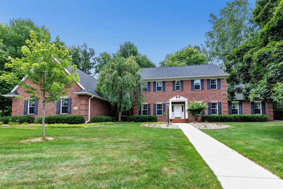 House in Hobart, Wisconsin, United States 4 - 18508397