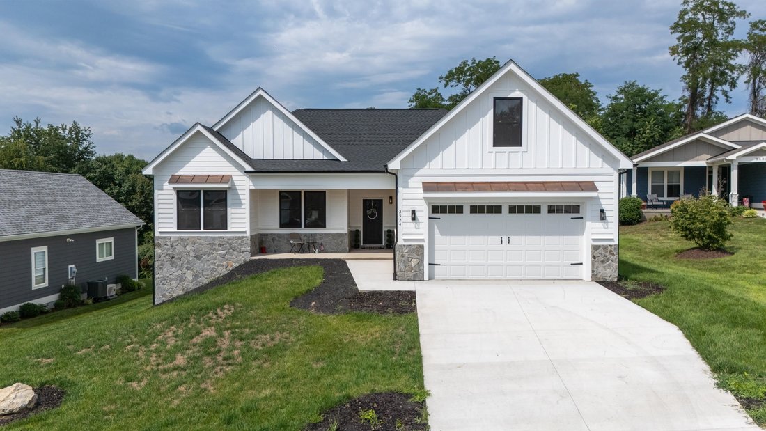 House in Fishersville, Virginia, United States 1 - 18508351