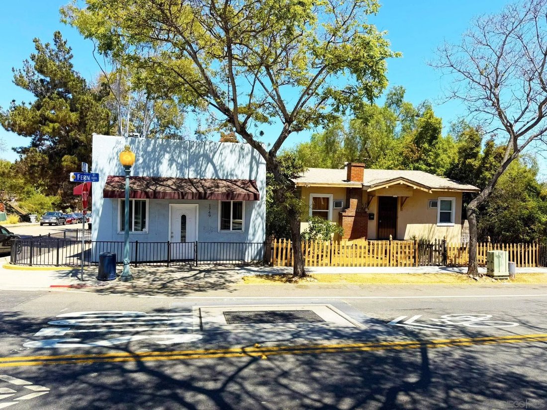 San Diego, California, United States 1 - 18513126
