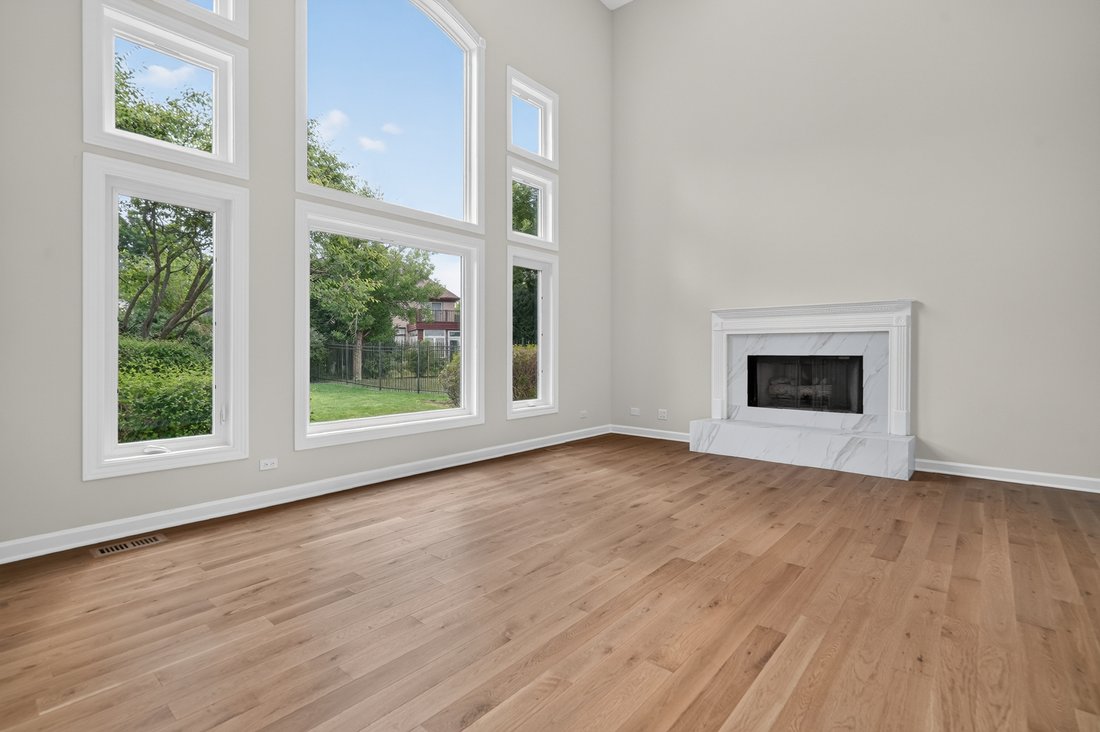 House in Willowbrook, Illinois, United States 5 - 18518634