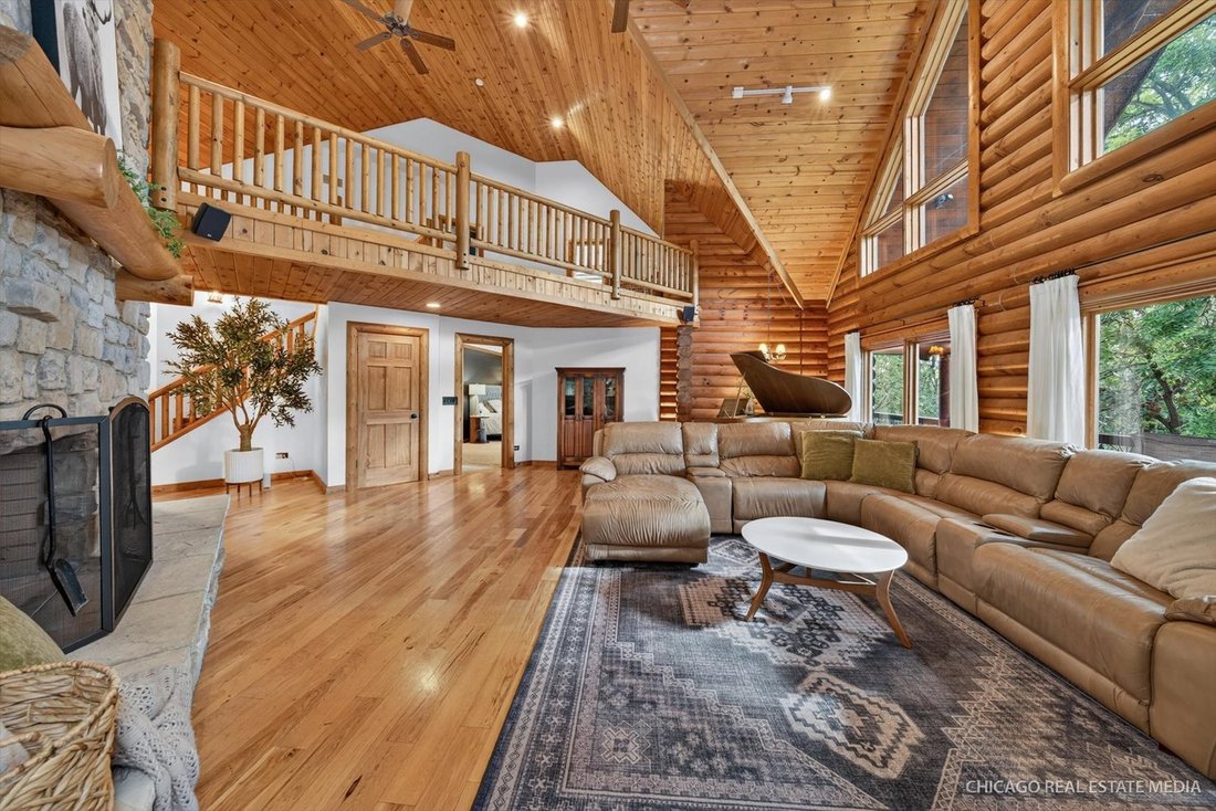 House in Prairie Grove, Illinois, United States 3 - 18508504
