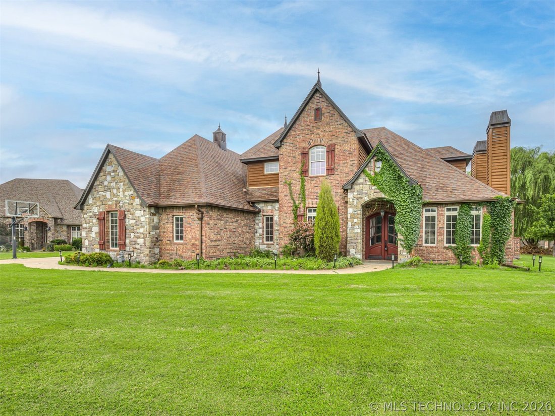 House in Owasso, Oklahoma, United States 5 - 18510779