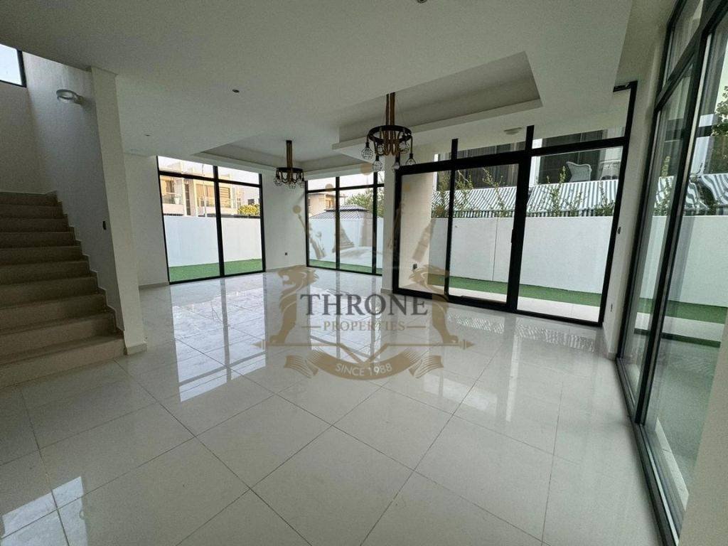 Villa in Damac Hills 2, Dubai, United Arab Emirates 3 - 18509545