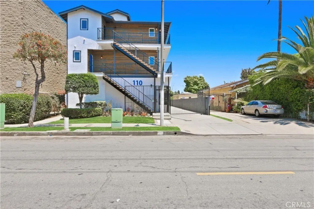 Inglewood, California, United States 3 - 18509115