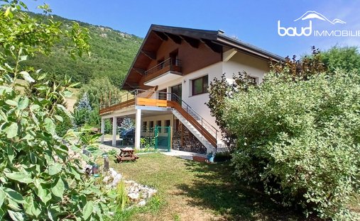 House in Lans-en-Vercors, Auvergne-Rhône-Alpes, France 1