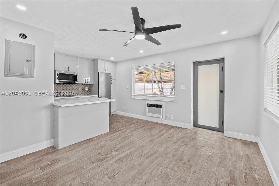 Fort Lauderdale, Florida, United States 3 - 18509335