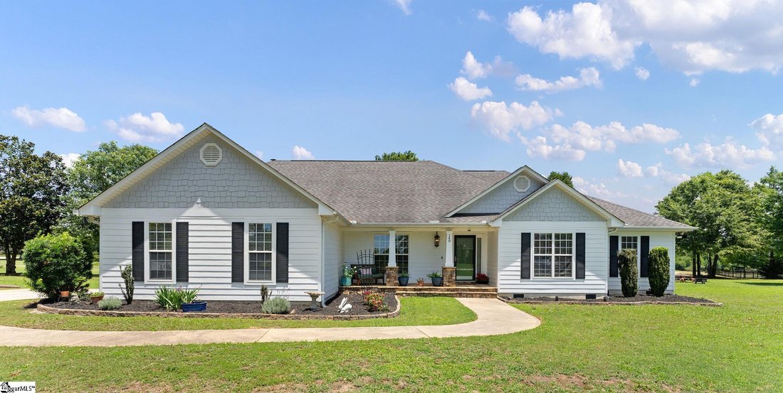 House in Fountain Inn, South Carolina, United States 1 - 18514962