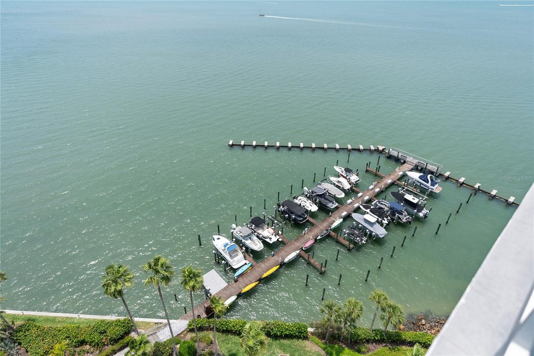 Condo in Sarasota, Florida, United States 5 - 18517155