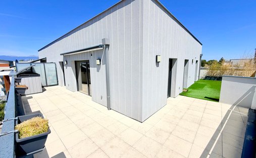Apartment in Saint-Julien-en-Genevois, Auvergne-Rhône-Alpes, France 1
