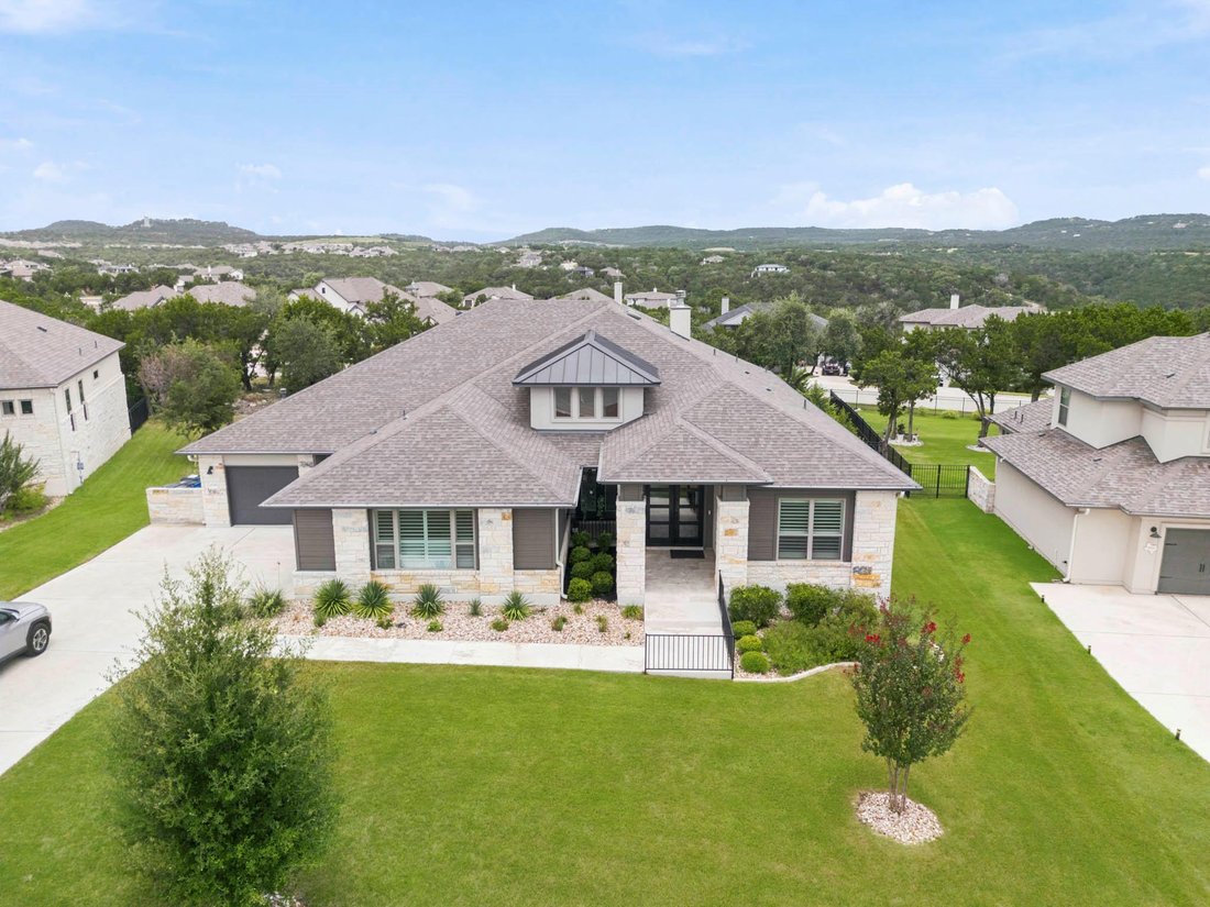 House in Jonestown, Texas, United States 2 - 18521122