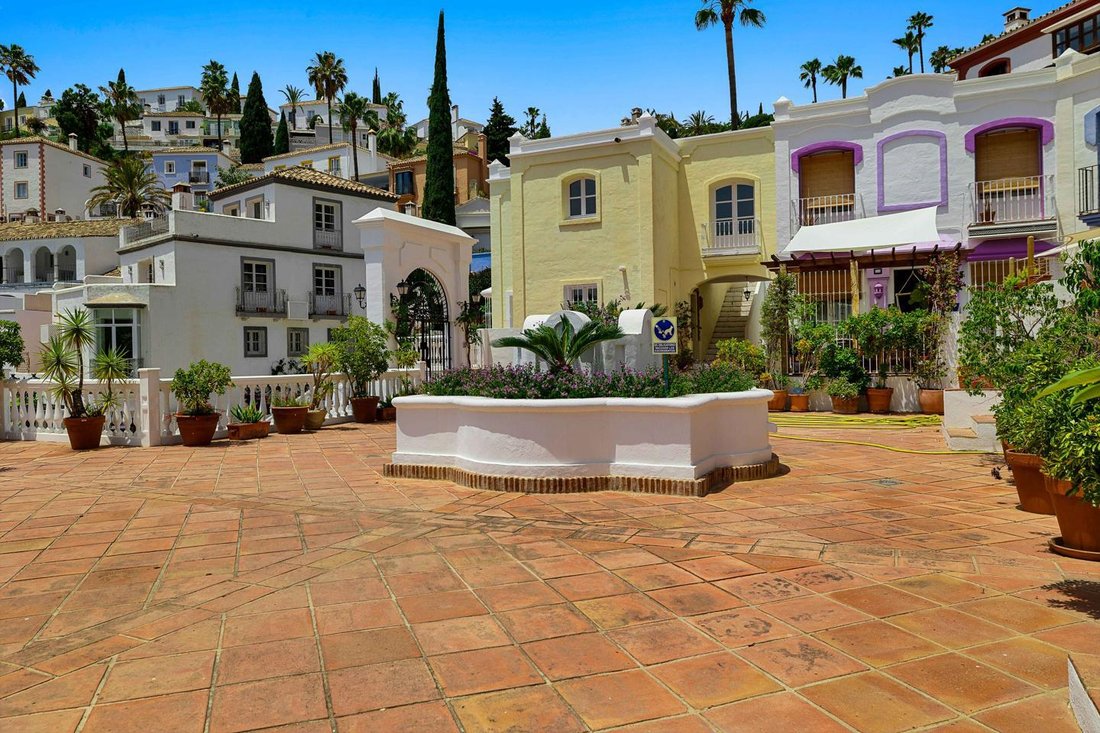 Residenza a La Quinta, Benahavís, Andalusia 2 - 18513482