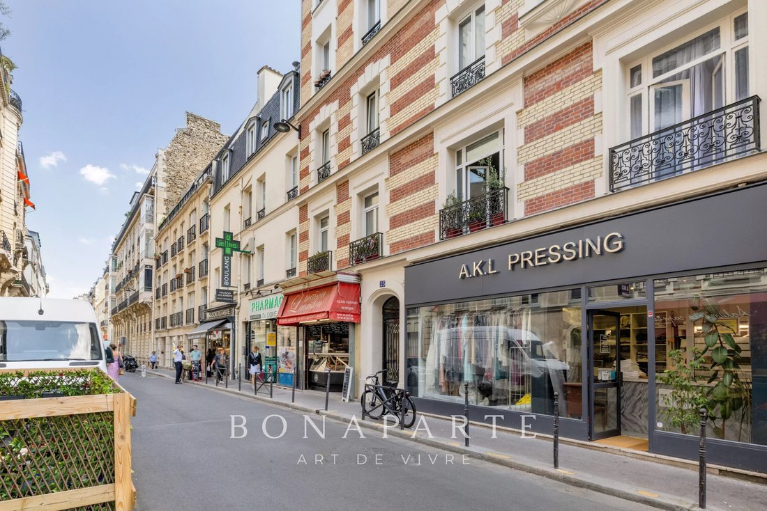 Apartment in Chaillot, Paris 16e Arrondissement, Paris 1 - 18509942