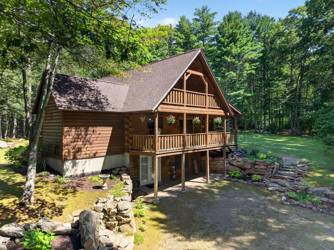 House in Voluntown, Connecticut, United States 2 - 18517615