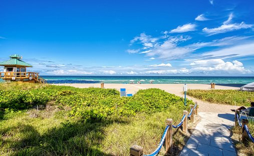 Condo in Golden Beach, Florida, United States 1
