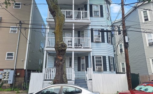 Maison à Chelsea, Massachusetts, États-Unis 1
