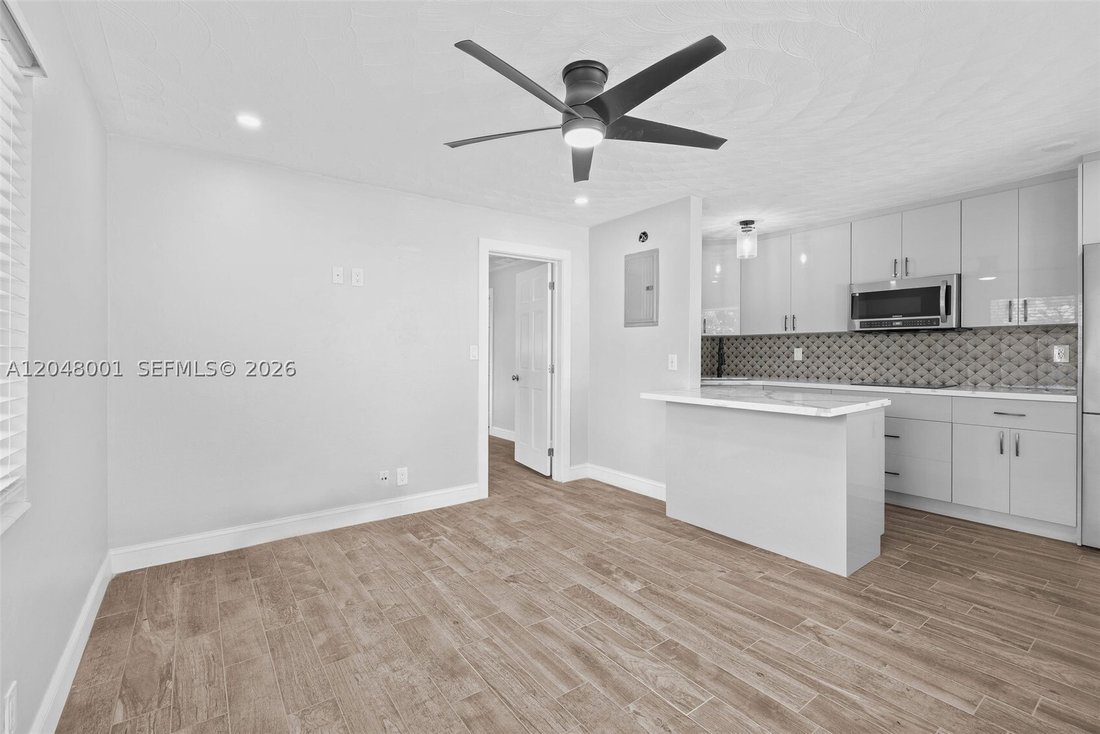 Fort Lauderdale, Florida, United States 1 - 18509335