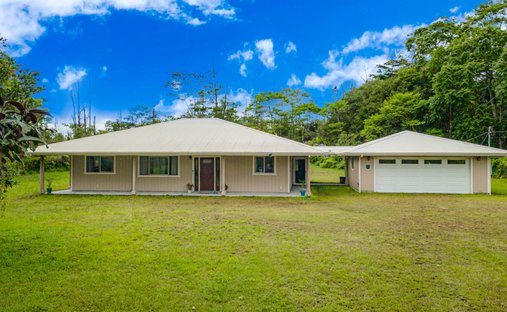 House in Volcano, Hawaii, United States 1