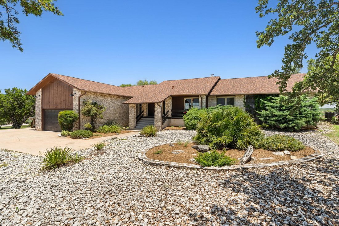 House in Jonestown, Texas, United States 2 - 18508717
