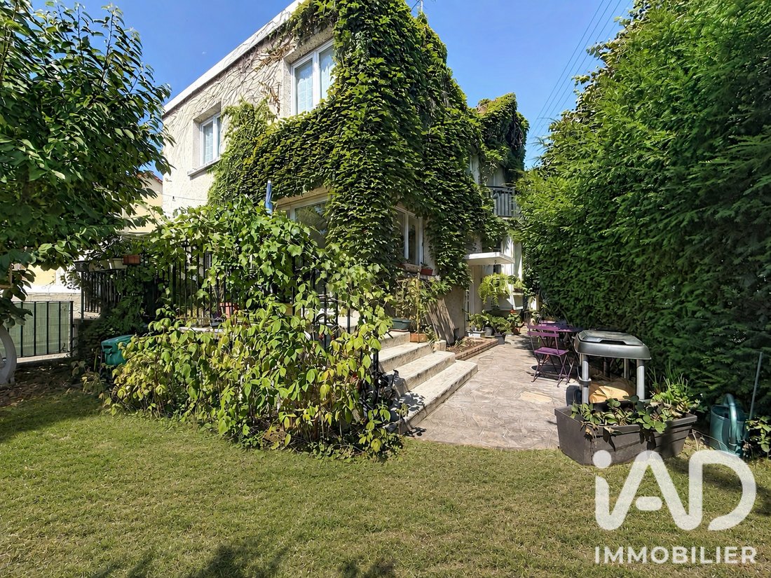 House in Aulnay-sous-Bois, Ile-de-France, France 1 - 18417734