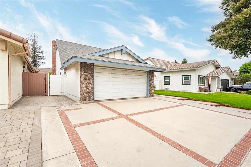 House in Tustin, California, United States 2 - 18515413