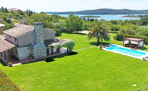 House in Medulin, Istria County, Croatia 1