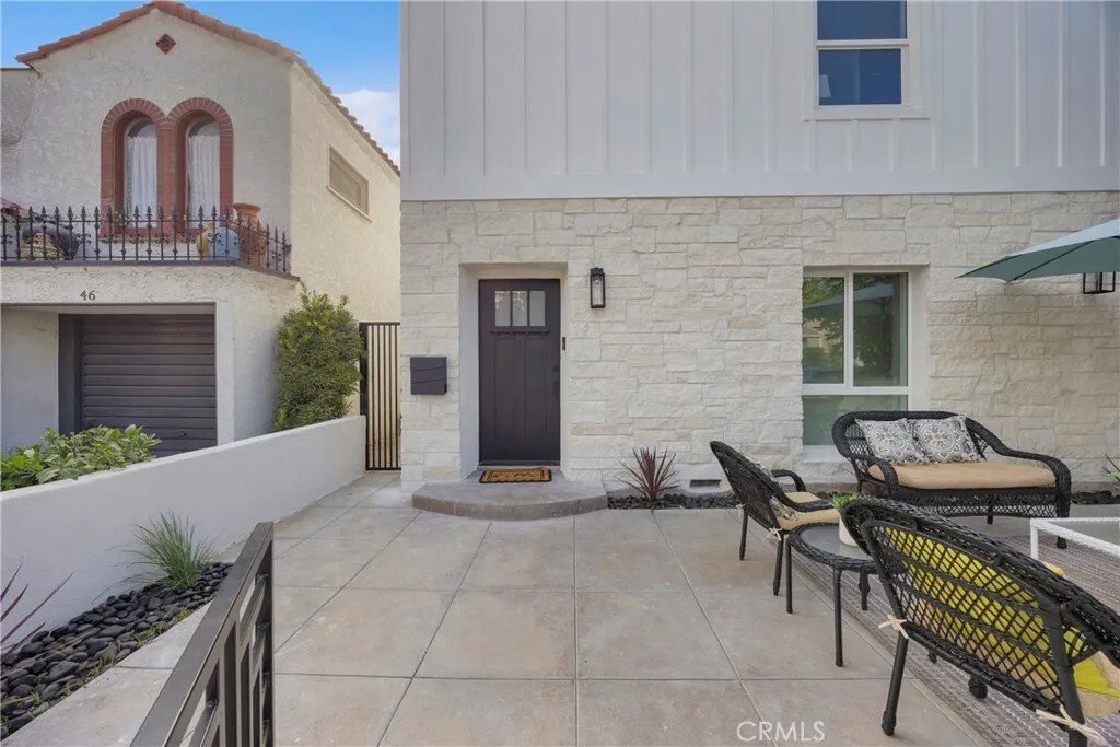 House in Signal Hill, California, United States 2 - 18521175