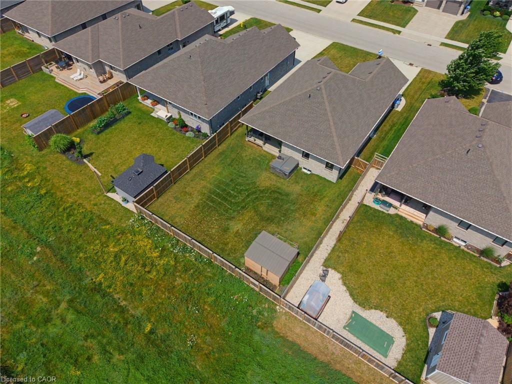 House in North Perth, Ontario, Canada 5 - 18512825