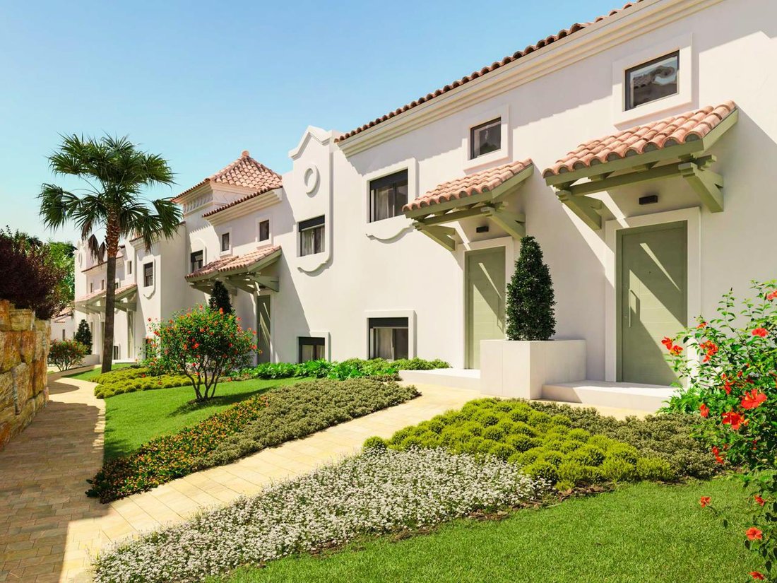 Townhouse in Estepona, Andalusia, Spain 1 - 18513655
