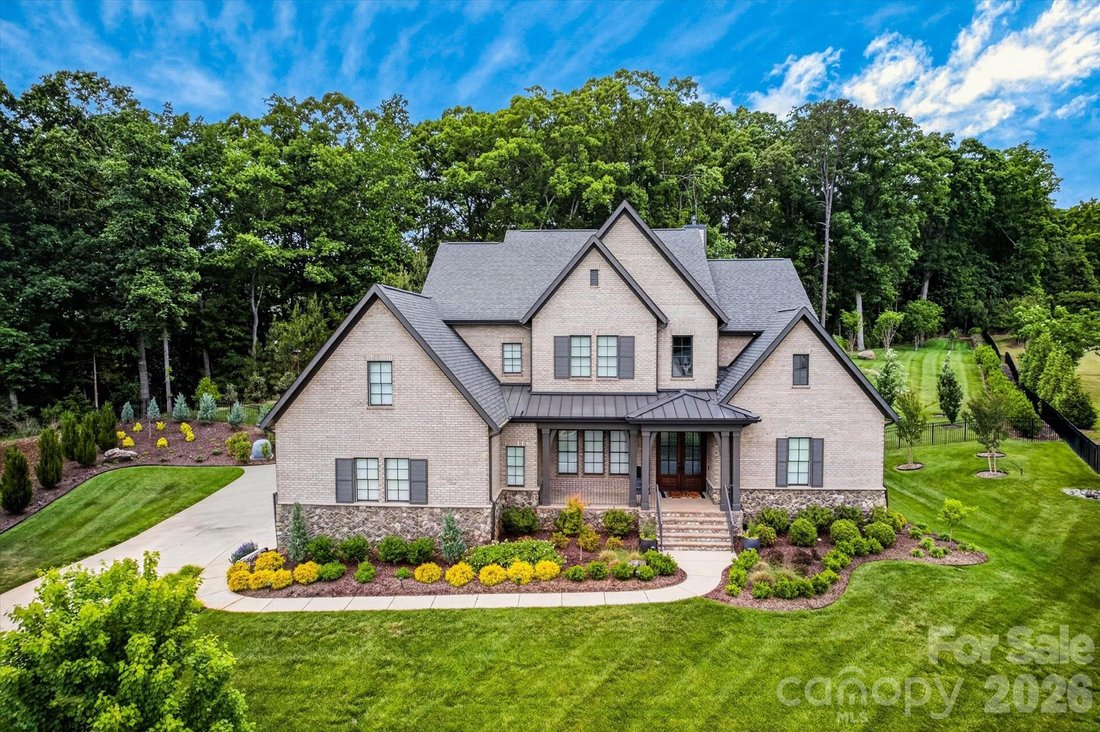 House in Matthews, North Carolina, United States 1 - 18517602