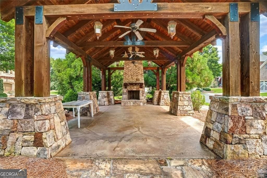 Cumming, Georgia, United States 4 - 18328886