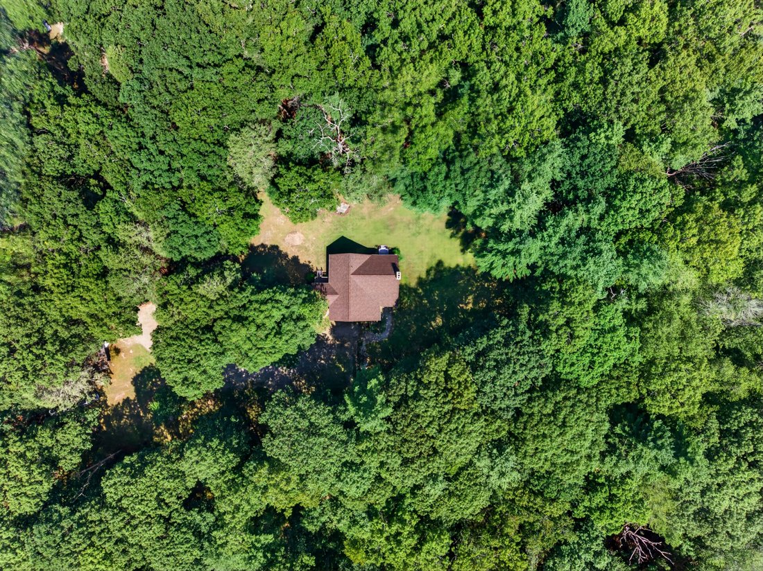 House in Voluntown, Connecticut, United States 4 - 18517615