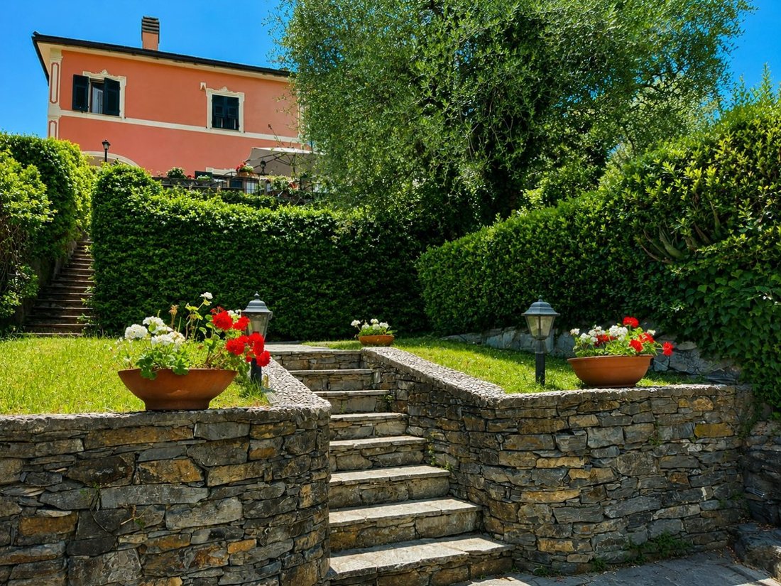Villa in Rapallo, Liguria, Italy 1 - 18510759