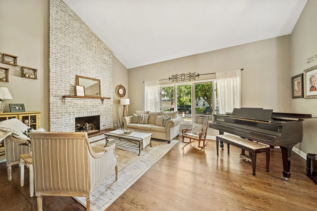 House in Woodridge, Illinois, United States 5 - 18512121