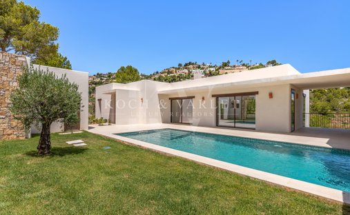 Villa in Moraira, Teulada, Valencian Community 1