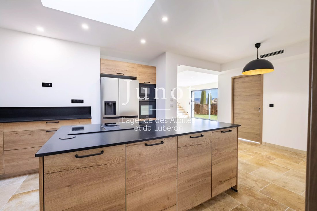 Villa in Goult, Provence-Alpes-Côte d'Azur, France 5 - 18509598
