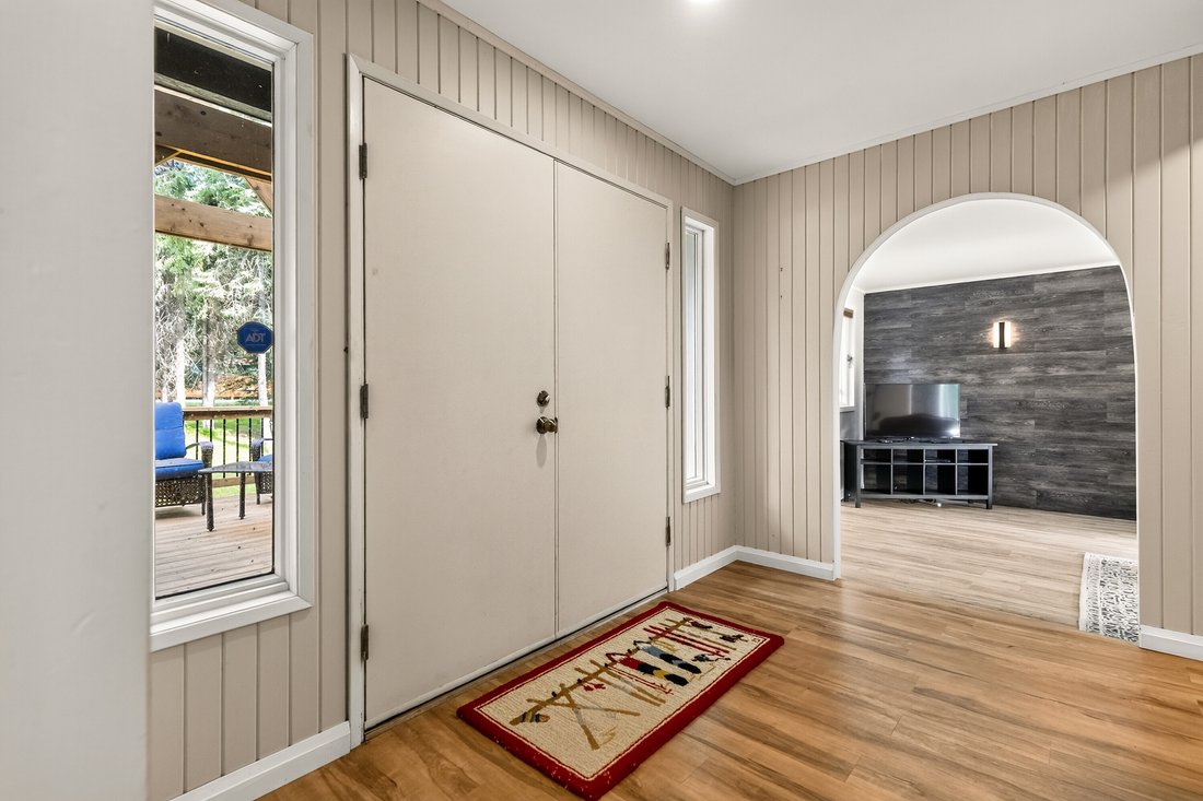 House in Fernie, British Columbia, Canada 2 - 18509623