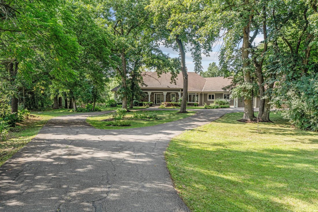 House in Wayzata, Minnesota, United States 4 - 18515687