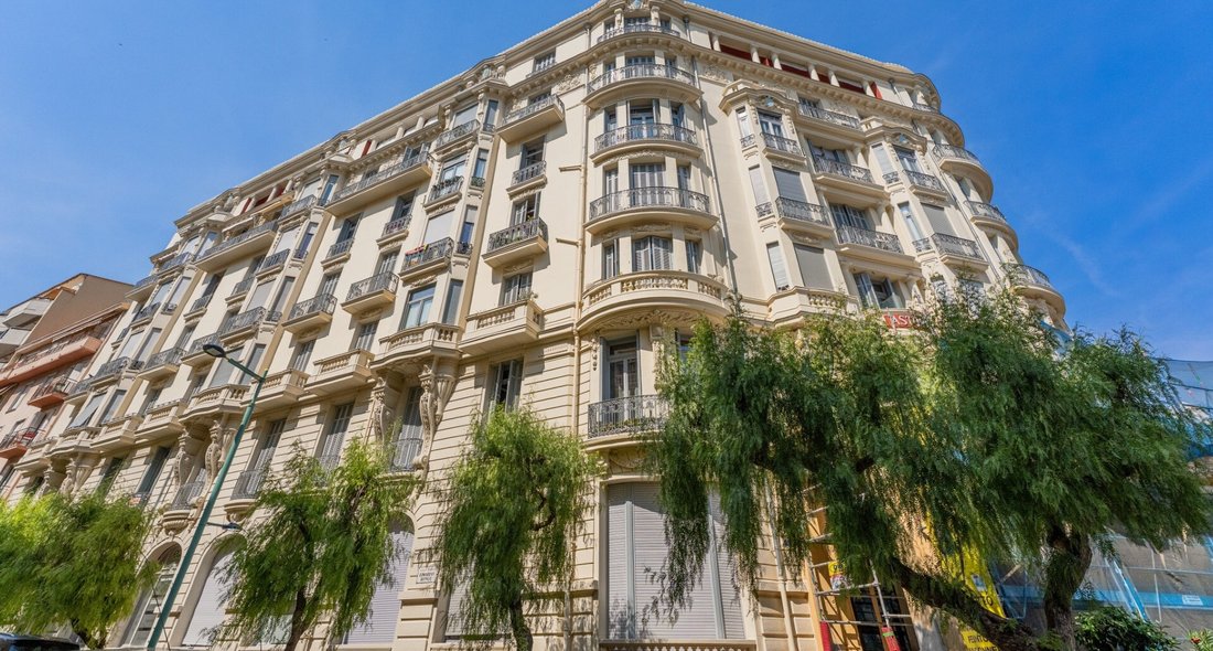 Wohnung in Menton, Provence-Alpes-Côte d'Azur, Frankreich 3 - 18513862