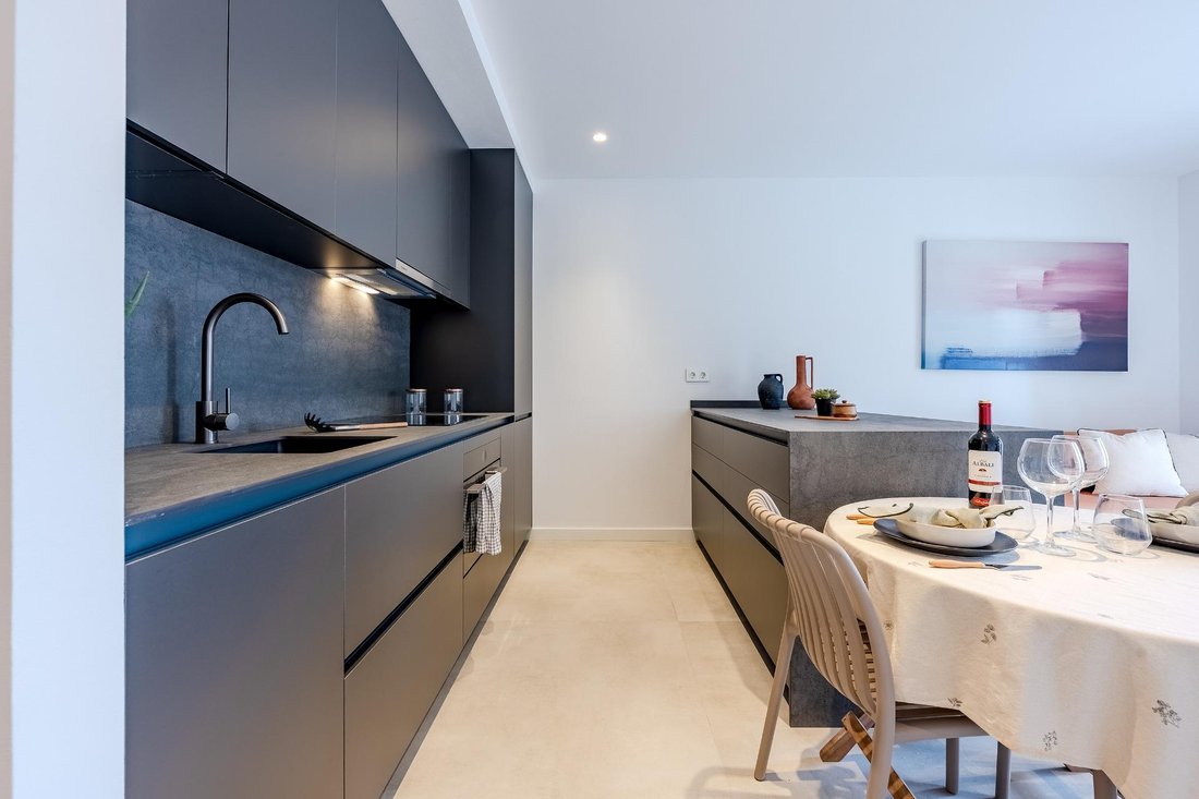 Wohnung in Les Corts, Barcelona, Spanien 5 - 18515006