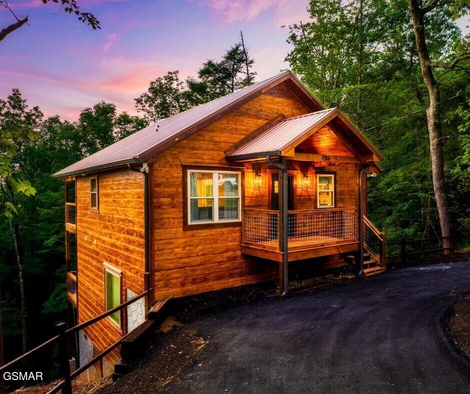 House in Sevierville, Tennessee, United States 2 - 18508619