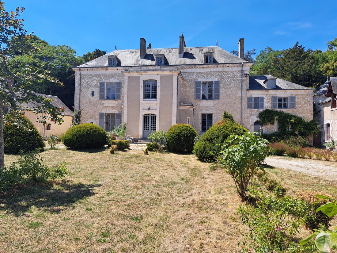 House in Douadic, Centre-Val de Loire, France 1 - 18511236