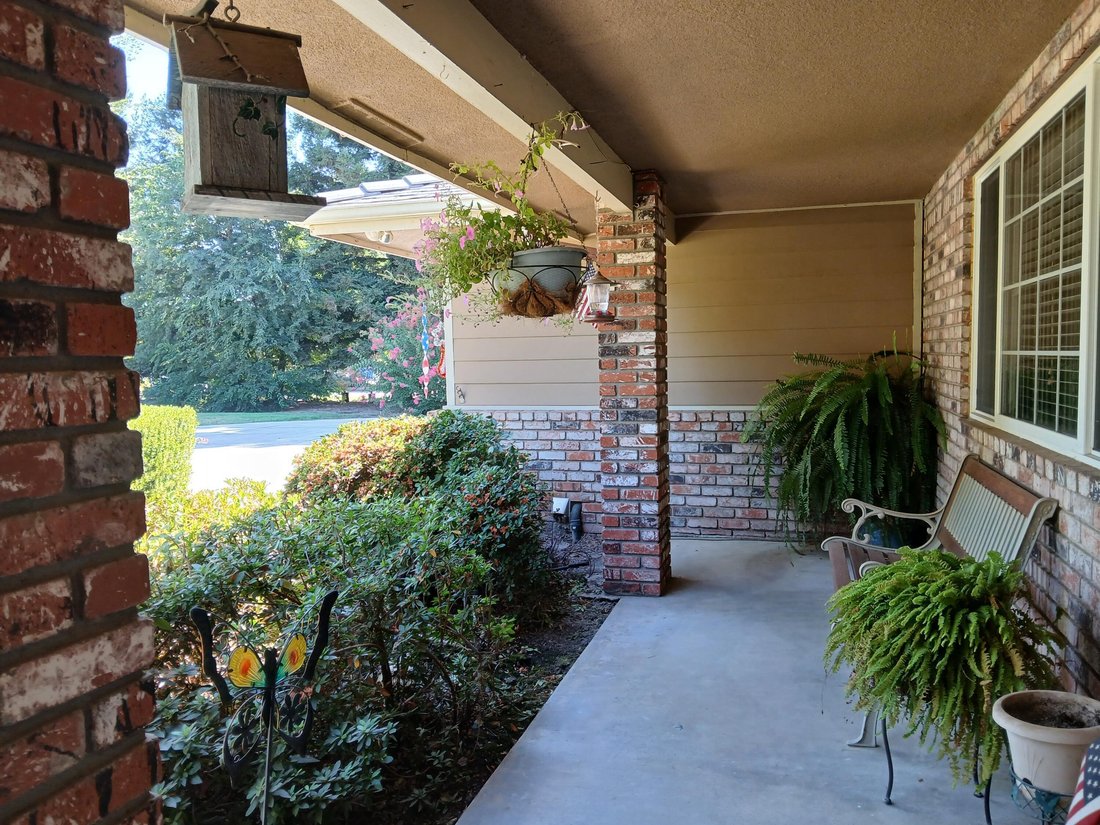 House in Visalia, California, United States 3 - 18517975