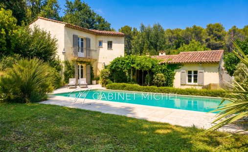 Villa a Nord, Roquefort-les-Pins, Francia 1