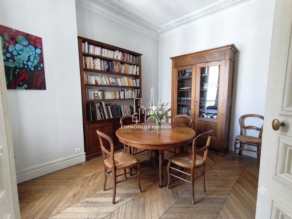 Apartment in Saint Philippe du Roule, Paris 8e Arrondissement, Paris 3 - 18508947