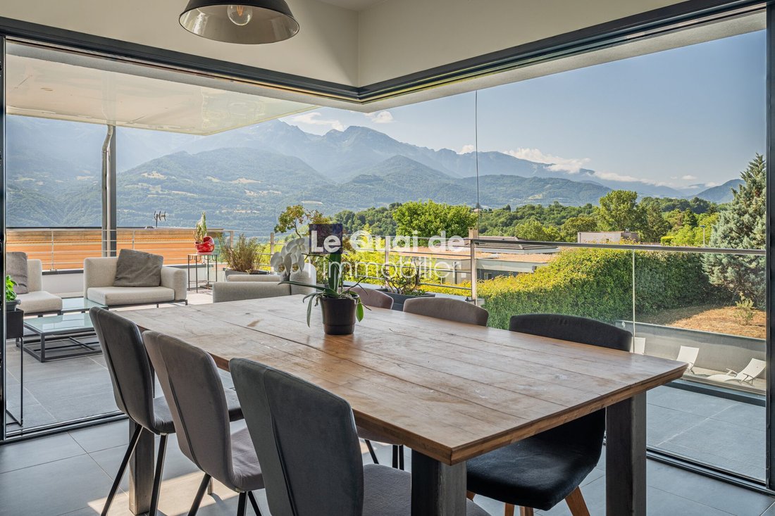 Villa in Bernin, Auvergne-Rhône-Alpes, France 1 - 18496319