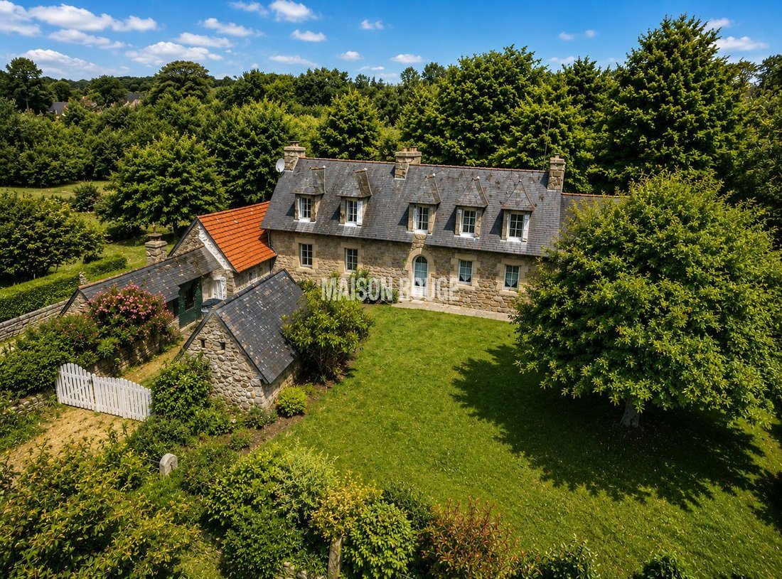 House in Ploubezre, Brittany, France 1 - 18511634
