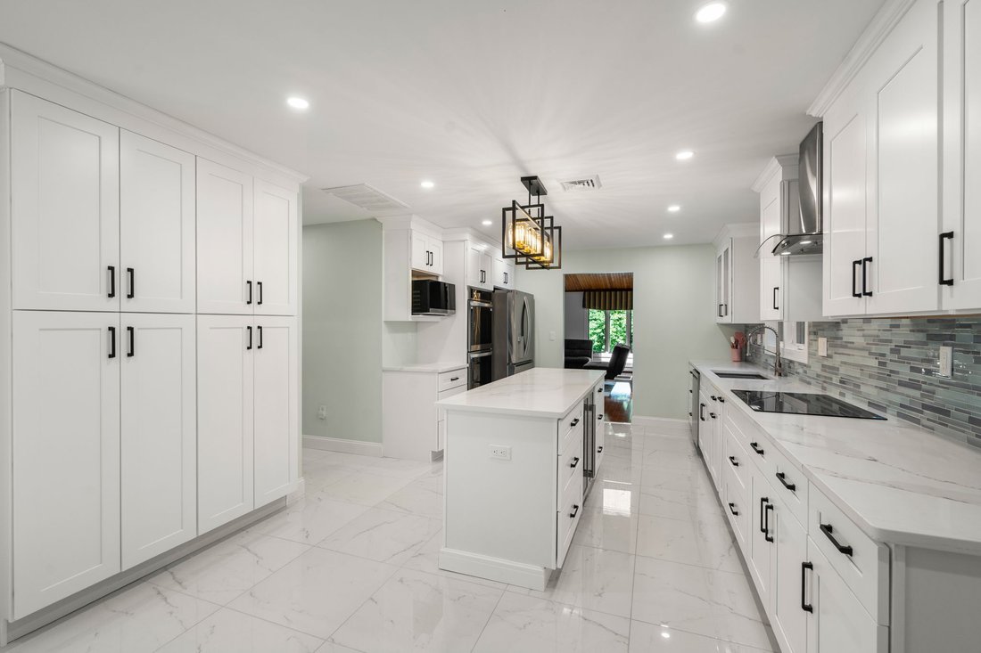 House in Sharon, Massachusetts, United States 2 - 18509617