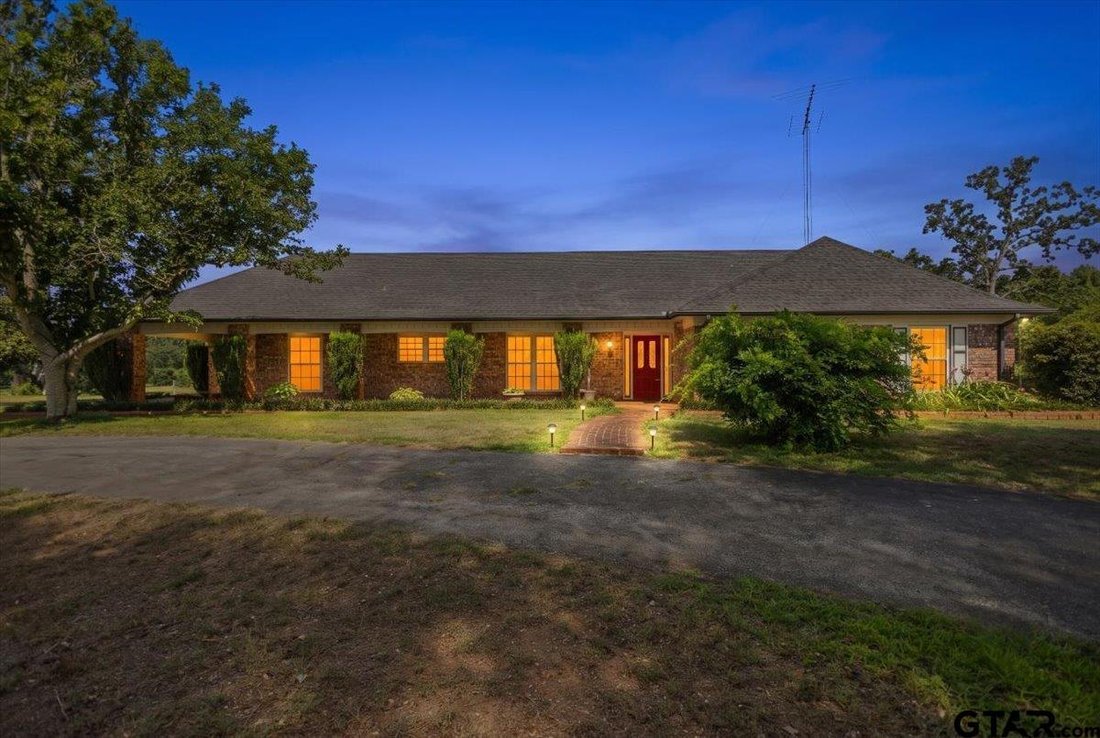House in Chandler, Texas, United States 2 - 18508791
