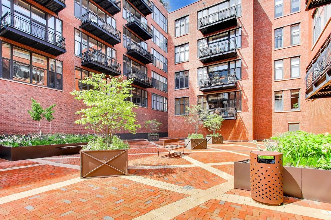 Condo in Chicago, Illinois, United States 5 - 18515895
