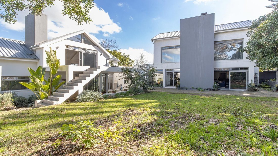 House in Durbanville Hills, Cape Town, South Africa 4 - 18517357